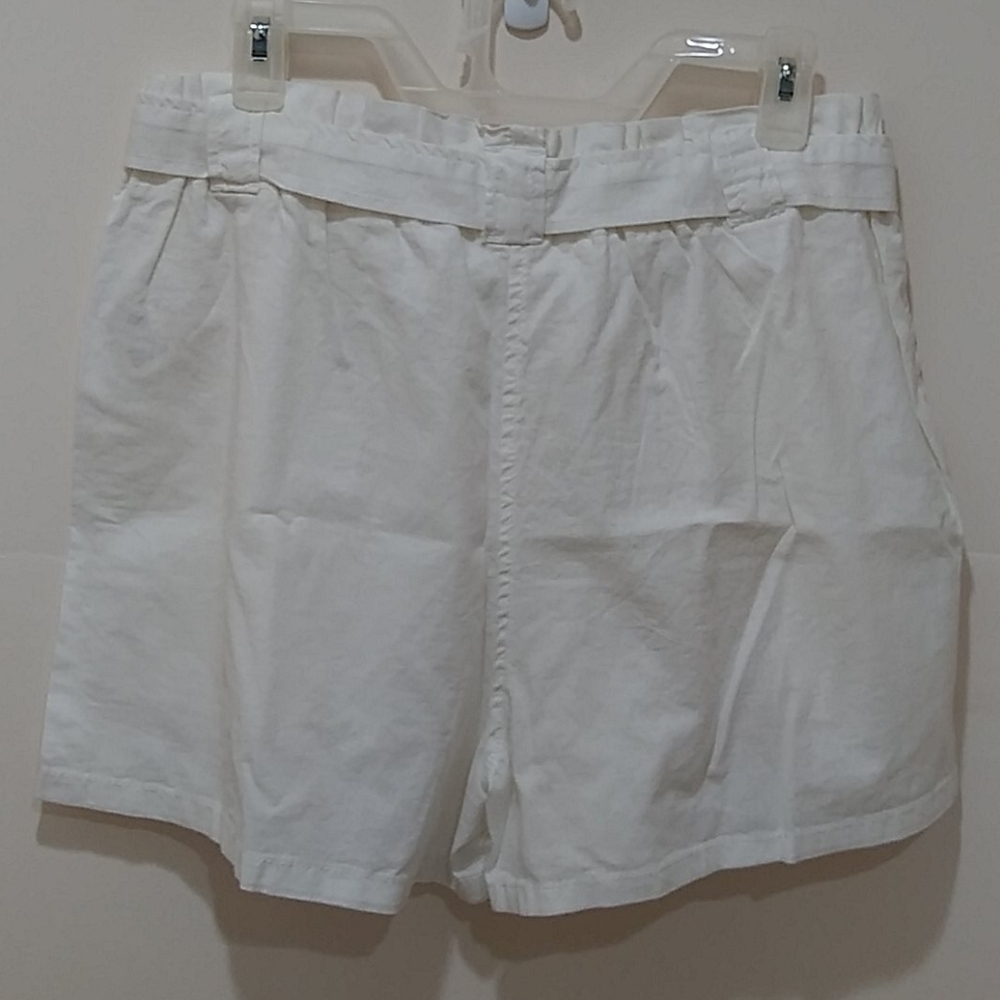 MAX STUDIO Belted Tie-Waist Shorts - Picture 2 of 3
